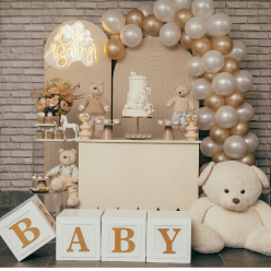 Photo d'une robe de marié vue de dos